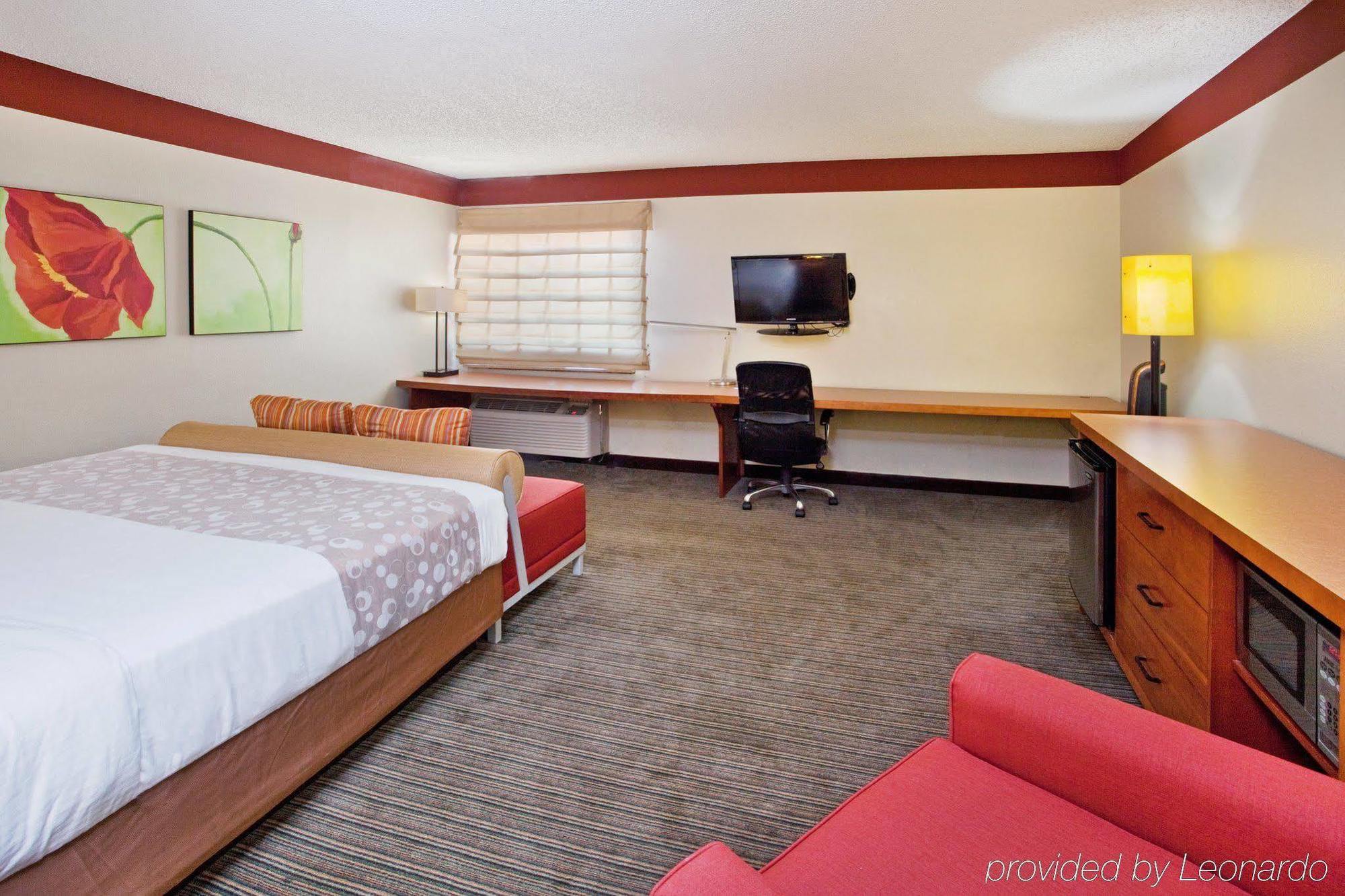 Spark By Hilton Savannah Midtown Экстерьер фото